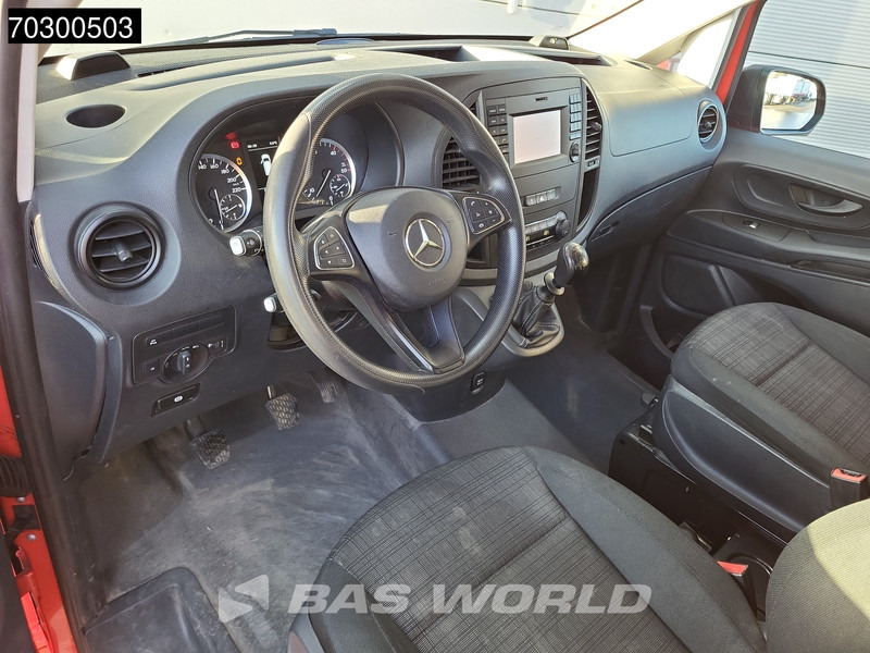 Furgoneta pequeña Mercedes-Benz Vito 114 L3H1 Trekhaak Navi Airco Cruise Camera Parkeersensoren v+a Werkplaatsinrichting APK 06-2026 Euro6 L3 Long Airco Trekhaak Cru: foto 16