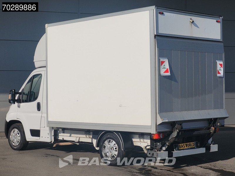 Opel Movano 165PK Laadklep Zijdeur Bakwagen Airco Cruise Camera Standkachel Euro6 Meubelbak Koffer 16m3 Airco Cruise control - Furgoneta caja cerrada: foto 2 Opel Movano 165PK Laadklep Zijdeur Bakwagen Airco Cruise Camera Standkachel Euro6 Meubelbak Koffer 16m3 Airco Cruise control - Furgoneta caja cerrada: foto 2