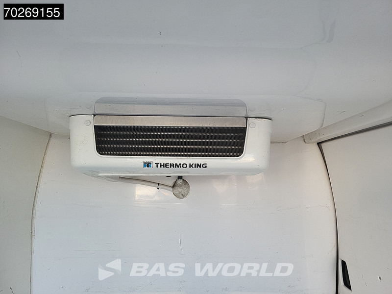 Arrendamiento de Peugeot Expert L2H1 Koelwagen Thermo King 230v stekker Koeler Koel Euro6 Cruise Kühlwagen 3m3 Trekhaak Cruise control Peugeot Expert L2H1 Koelwagen Thermo King 230v stekker Koeler Koel Euro6 Cruise Kühlwagen 3m3 Trekhaak Cruise control: foto 7