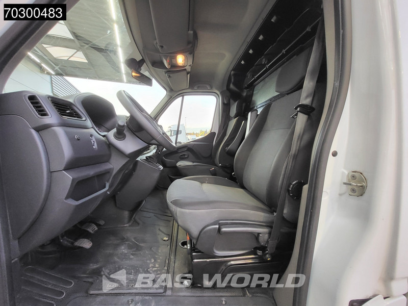 Furgoneta pequeña Renault Master 135PK L1H1 Trekhaak Navi LED Airco Cruise Imperiaal Parkeersensoren APK 04-2026 Euro6 L1 Kompakt Airco Trekhaak Cruise control: foto 13 Furgoneta pequeña Renault Master 135PK L1H1 Trekhaak Navi LED Airco Cruise Imperiaal Parkeersensoren APK 04-2026 Euro6 L1 Kompakt Airco Trekhaak Cruise control: foto 13