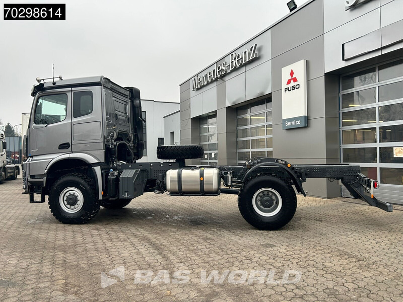 Mercedes-Benz Acrocs 2051 Arocs 4X4 NEW 4x4 chassis! Camper base Steel suspension Big-Axle Automatic Euro 6 - Camión chasis: foto 5 Mercedes-Benz Acrocs 2051 Arocs 4X4 NEW 4x4 chassis! Camper base Steel suspension Big-Axle Automatic Euro 6 - Camión chasis: foto 5