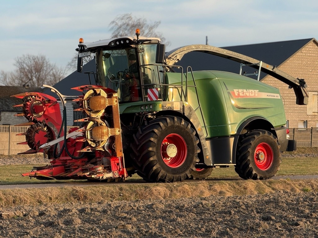 Cosechadora de forraje Fendt Katana 65: foto 1