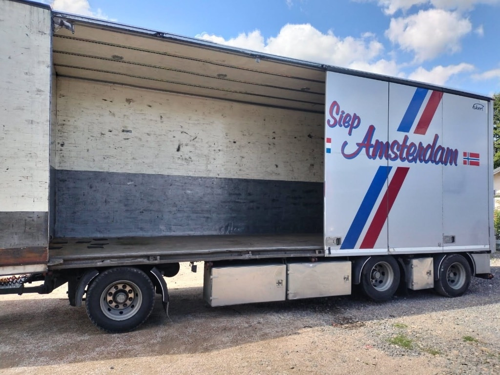 Floor 20 palet - Remolque caja cerrada: foto 5 Floor 20 palet - Remolque caja cerrada: foto 5