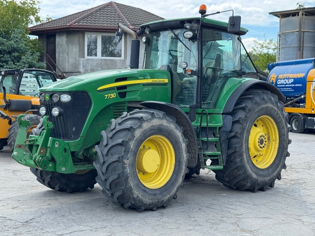 John Deere 7730 AQ - Tractor: foto 2 John Deere 7730 AQ - Tractor: foto 2