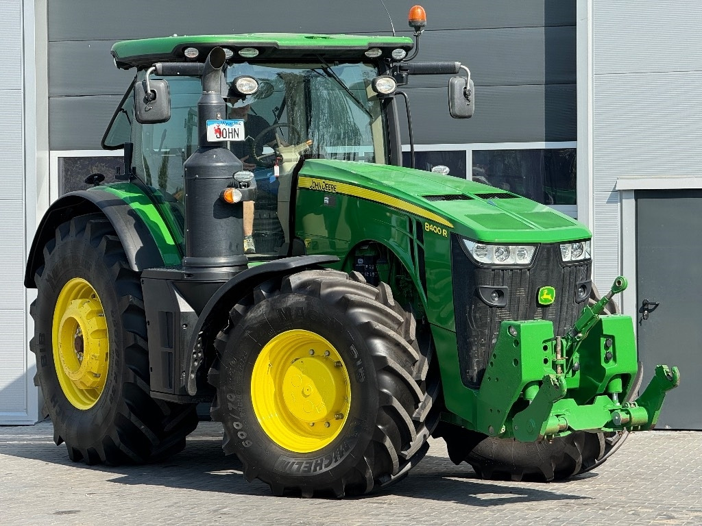 John Deere 8400 R - Tractor: foto 2 John Deere 8400 R - Tractor: foto 2