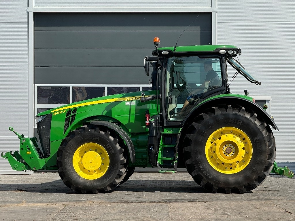 John Deere 8400 R - Tractor: foto 4 John Deere 8400 R - Tractor: foto 4