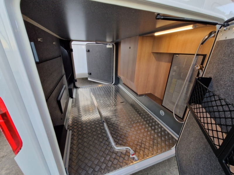 Autocaravana integral nuevo Carthago C1 Tourer Edition+ I 149 RB-LE: foto 17