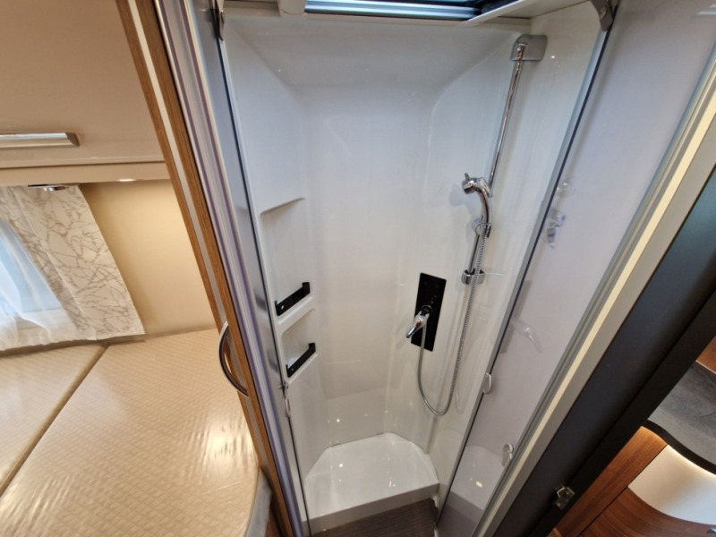 Autocaravana integral nuevo Carthago Carthago C2 Tourer I Mercedes 145 RB-LE: foto 12