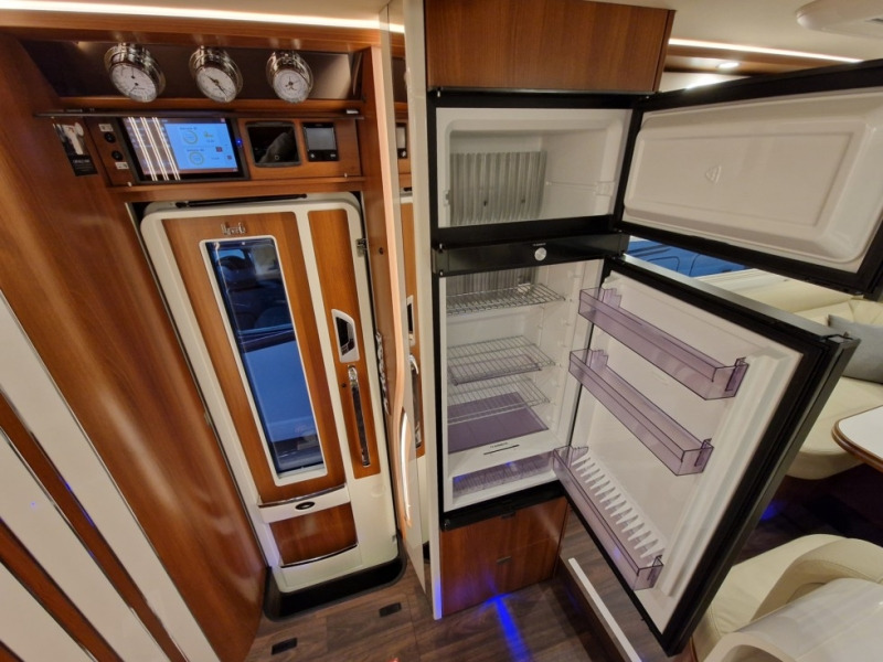 Autocaravana integral nuevo Carthago Liner For Two I 53: foto 11 Autocaravana integral nuevo Carthago Liner For Two I 53: foto 11