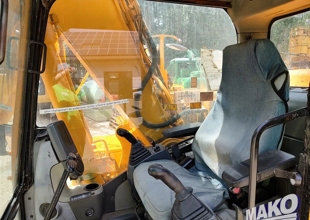 Excavadora de cadenas Caterpillar 315D: foto 9