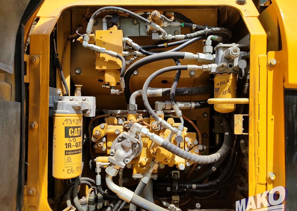 Excavadora de cadenas Caterpillar 315D: foto 11