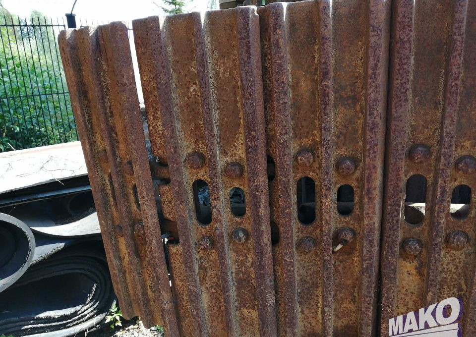 Gąsienice do koparki 30-45t klepka 700mm - Oruga para Maquinaria de construcción: foto 2 Gąsienice do koparki 30-45t klepka 700mm - Oruga para Maquinaria de construcción: foto 2