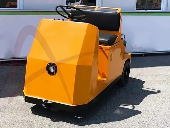 FUMA ES60 - Tractor de equipaje: foto 1 FUMA ES60 - Tractor de equipaje: foto 1