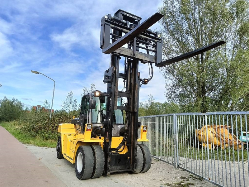 Carretilla elevadora diésel Hyundai 160 D-9 heftruck forklift stapler 16 ton CE: foto 10 Carretilla elevadora diésel Hyundai 160 D-9 heftruck forklift stapler 16 ton CE: foto 10