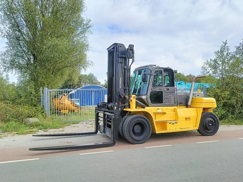 Carretilla elevadora diésel Hyundai 160 D-9 heftruck forklift stapler 16 ton CE: foto 7 Carretilla elevadora diésel Hyundai 160 D-9 heftruck forklift stapler 16 ton CE: foto 7