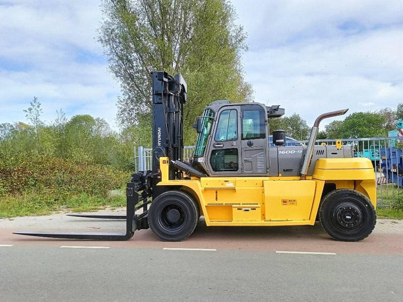 Carretilla elevadora diésel Hyundai 160 D-9 heftruck forklift stapler 16 ton CE: foto 6 Carretilla elevadora diésel Hyundai 160 D-9 heftruck forklift stapler 16 ton CE: foto 6