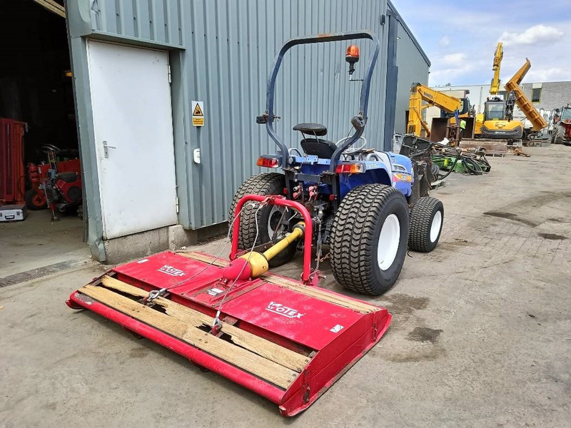 Iseki TG 5390 compacte tractor met maaier votex p12 4x4 - Mini tractor: foto 4 Iseki TG 5390 compacte tractor met maaier votex p12 4x4 - Mini tractor: foto 4