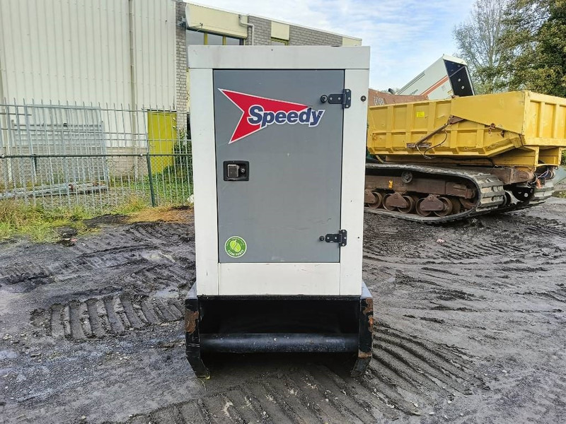SDMO R220 C3 220 kva generator john deere 318A - Generador industriale: foto 5 SDMO R220 C3 220 kva generator john deere 318A - Generador industriale: foto 5