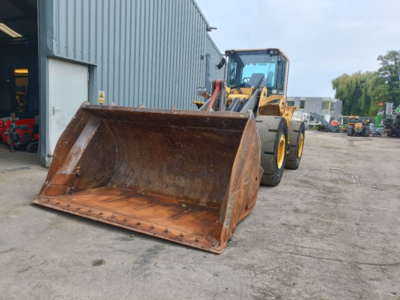 Volvo L 120 F Loader shovel wiellader - Cargadora de ruedas: foto 4 Volvo L 120 F Loader shovel wiellader - Cargadora de ruedas: foto 4