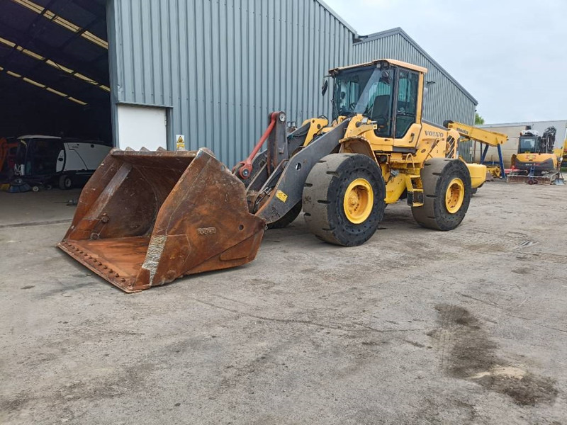 Volvo L 120 F Loader shovel wiellader - Cargadora de ruedas: foto 5 Volvo L 120 F Loader shovel wiellader - Cargadora de ruedas: foto 5