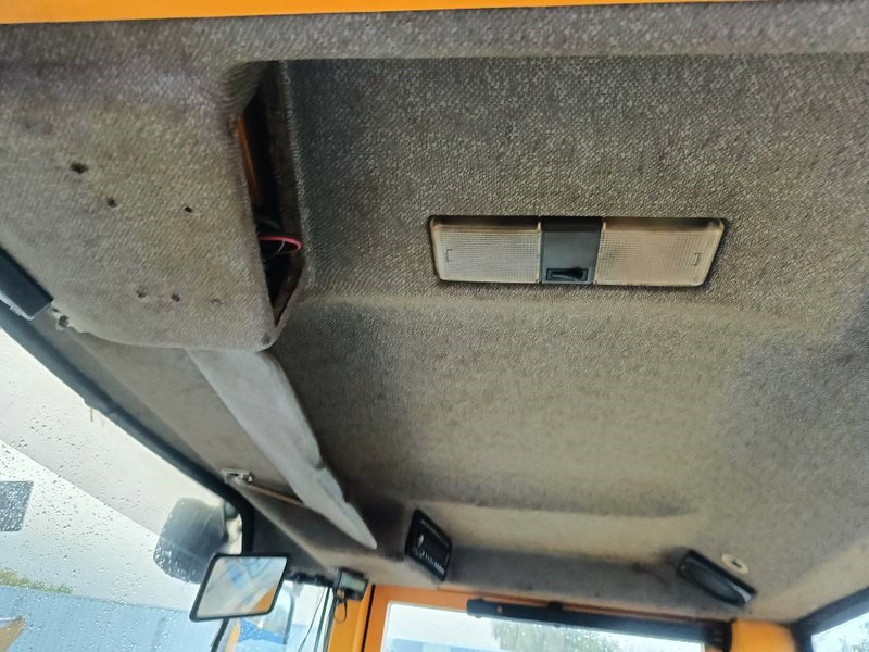 Cargadora de ruedas Volvo L 70 C shovel wiellader loader shovel + 3 bakken: foto 16