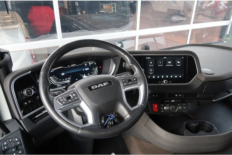 DAF XF 480 NEW/ RETARDER/ 2X TANK/ ACC - Cabeza tractora: foto 2 DAF XF 480 NEW/ RETARDER/ 2X TANK/ ACC - Cabeza tractora: foto 2