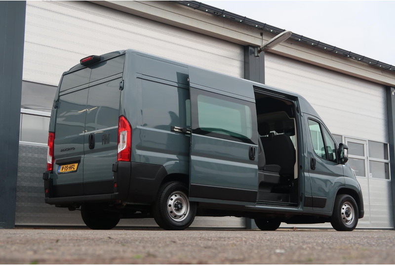 Fiat Ducato 33 2.2 MultiJet L3H2 DC CAMERA/ 2X SCHUIFDEUR/ 7P/ CRUISE/ AIRCO - Furgoneta pequeña: foto 4 Fiat Ducato 33 2.2 MultiJet L3H2 DC CAMERA/ 2X SCHUIFDEUR/ 7P/ CRUISE/ AIRCO - Furgoneta pequeña: foto 4