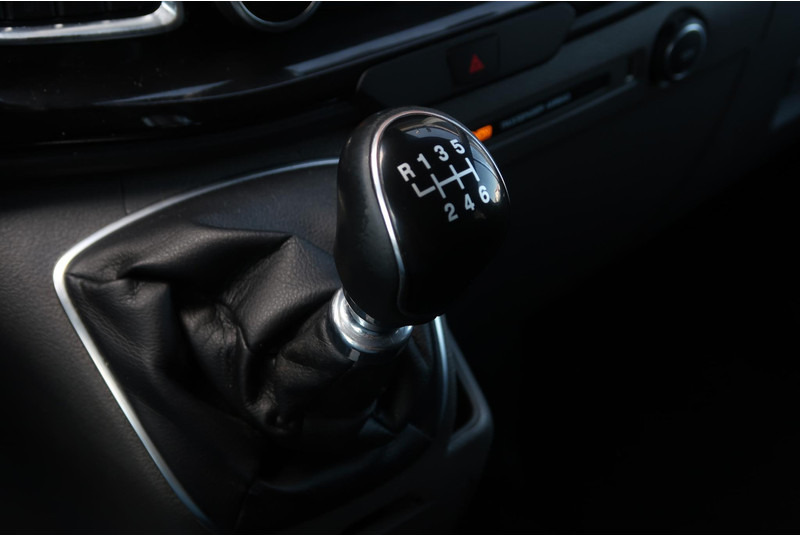 Arrendamiento de Ford Transit Custom 300 2.0 TDCI L1H1 Limited DC AUT/ LED/ CAMERA/ 2X DEUR/ CRUISE/ AIRCO/ TREKHAAK Ford Transit Custom 300 2.0 TDCI L1H1 Limited DC AUT/ LED/ CAMERA/ 2X DEUR/ CRUISE/ AIRCO/ TREKHAAK: foto 16 Arrendamiento de Ford Transit Custom 300 2.0 TDCI L1H1 Limited DC AUT/ LED/ CAMERA/ 2X DEUR/ CRUISE/ AIRCO/ TREKHAAK Ford Transit Custom 300 2.0 TDCI L1H1 Limited DC AUT/ LED/ CAMERA/ 2X DEUR/ CRUISE/ AIRCO/ TREKHAAK: foto 16