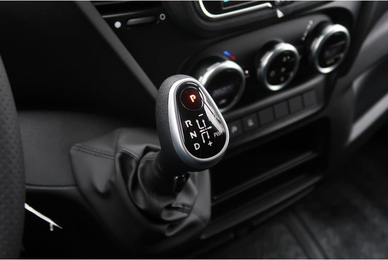 Furgón Iveco Daily 35S18HV 3.0 L2H2 BPM VRIJ/ AUT/ 2X SCHUIFDEUR/ CAMERA/ LED/ CRUISE/ CLIMA/ NAVI/: foto 8 Furgón Iveco Daily 35S18HV 3.0 L2H2 BPM VRIJ/ AUT/ 2X SCHUIFDEUR/ CAMERA/ LED/ CRUISE/ CLIMA/ NAVI/: foto 8