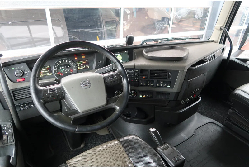 Volvo FH 500 VDL HOOKLIFT 25T/ FULL AIR/ NL-TRUCK/ LIFT - Camión con equipo de cable: foto 2 Volvo FH 500 VDL HOOKLIFT 25T/ FULL AIR/ NL-TRUCK/ LIFT - Camión con equipo de cable: foto 2