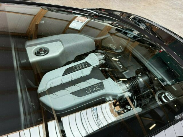 AUDI R8 4.2 FSI V8 quattro Coupé makellos!... - Coche: foto 4 AUDI R8 4.2 FSI V8 quattro Coupé makellos!... - Coche: foto 4