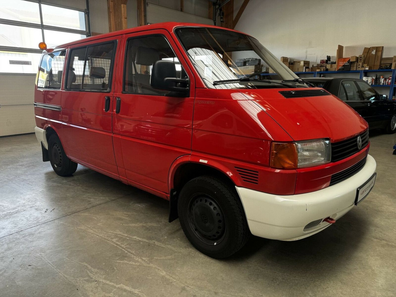 Volkswagen T4 2.5 TDI Syncro 4x4 7-Sitzer 1. Hand! - Autocaravana: foto 4 Volkswagen T4 2.5 TDI Syncro 4x4 7-Sitzer 1. Hand! - Autocaravana: foto 4