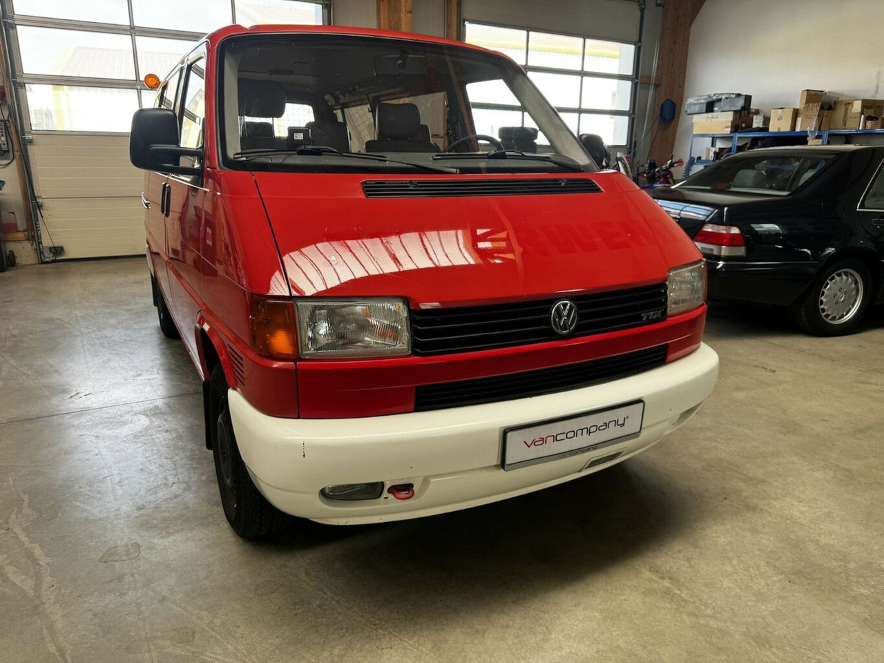 Volkswagen T4 2.5 TDI Syncro 4x4 7-Sitzer 1. Hand! - Autocaravana: foto 3 Volkswagen T4 2.5 TDI Syncro 4x4 7-Sitzer 1. Hand! - Autocaravana: foto 3