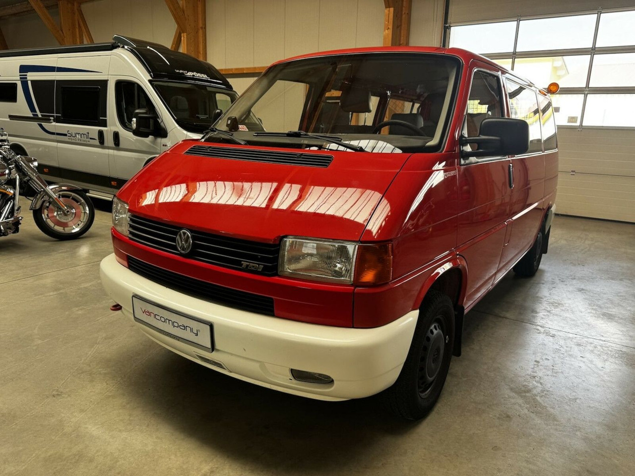 Volkswagen T4 2.5 TDI Syncro 4x4 7-Sitzer 1. Hand! - Autocaravana: foto 2 Volkswagen T4 2.5 TDI Syncro 4x4 7-Sitzer 1. Hand! - Autocaravana: foto 2