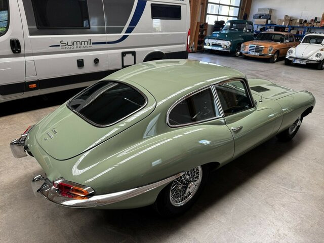JAGUAR E-Type 4.2 Litre Serie 1.5 FHC Zustand 1... - Coche: foto 4 JAGUAR E-Type 4.2 Litre Serie 1.5 FHC Zustand 1... - Coche: foto 4