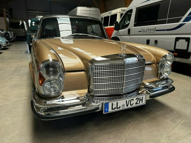 MERCEDES-BENZ 280 SE Cabrio W111 BRABUS-Classic... - Descapotable: foto 2 MERCEDES-BENZ 280 SE Cabrio W111 BRABUS-Classic... - Descapotable: foto 2