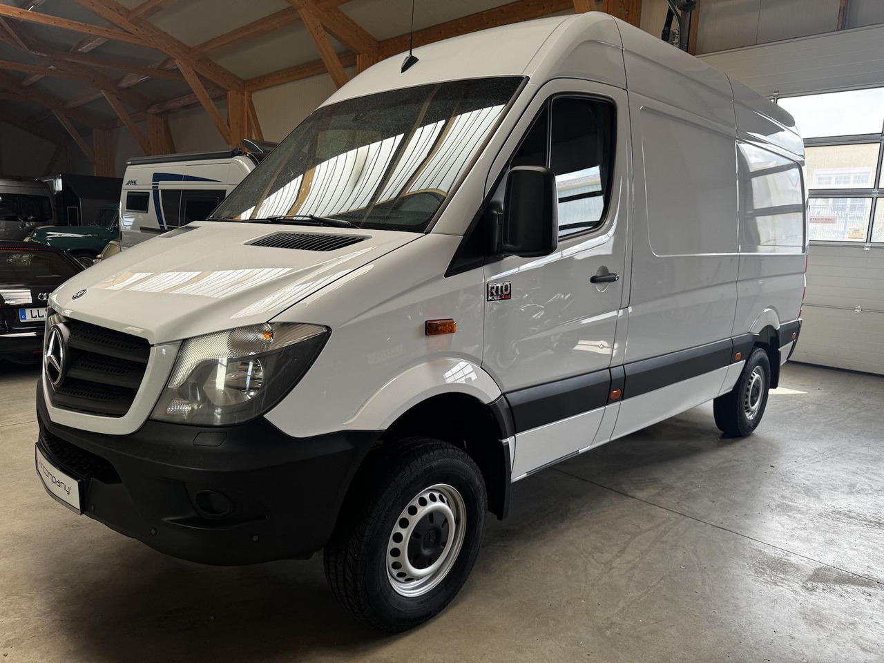 Mercedes-Benz Sprinter 319 CDI 4x4 3.0 V6 Untersetzung 1a! - Cámper: foto 1 Mercedes-Benz Sprinter 319 CDI 4x4 3.0 V6 Untersetzung 1a! - Cámper: foto 1
