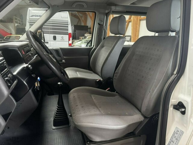 VW T4 Caravelle 2.5 TDI Syncro Sperre 1. Hand!... - Minibús, Furgoneta de pasajeros: foto 5 VW T4 Caravelle 2.5 TDI Syncro Sperre 1. Hand!... - Minibús, Furgoneta de pasajeros: foto 5