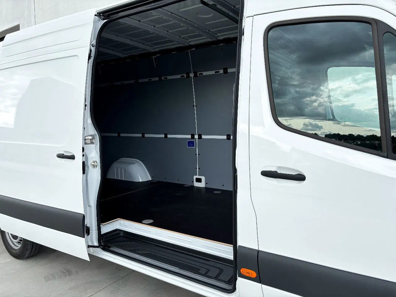Mercedes-Benz Sprinter 317 Sprinter | Leasing - Furgón: foto 5 Mercedes-Benz Sprinter 317 Sprinter | Leasing - Furgón: foto 5