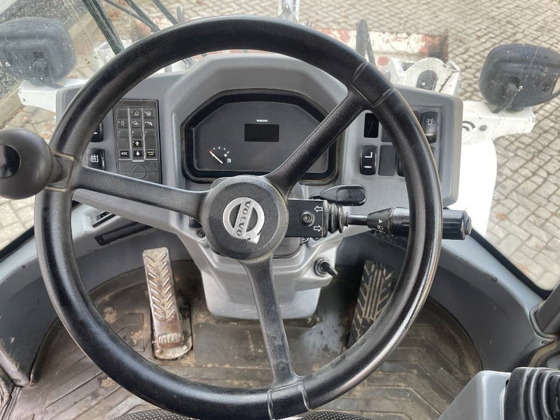 Cargadora de ruedas Volvo L 30 G 2020 CE: foto 13 Cargadora de ruedas Volvo L 30 G 2020 CE: foto 13