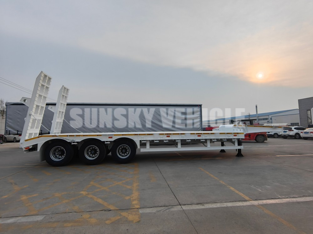 SUNSKY 3 Axle 40 Tons gooseneck lowbed trailer - Semirremolque góndola rebajadas: foto 5 SUNSKY 3 Axle 40 Tons gooseneck lowbed trailer - Semirremolque góndola rebajadas: foto 5