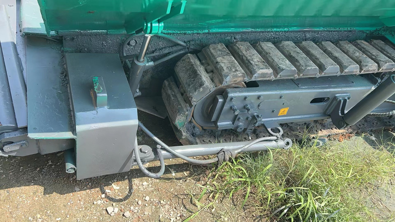 VOGELE S1880-3L Used paver laying machine 10m concrete road asphalt paver - Pavimentadora de asfalto: foto 2 VOGELE S1880-3L Used paver laying machine 10m concrete road asphalt paver - Pavimentadora de asfalto: foto 2