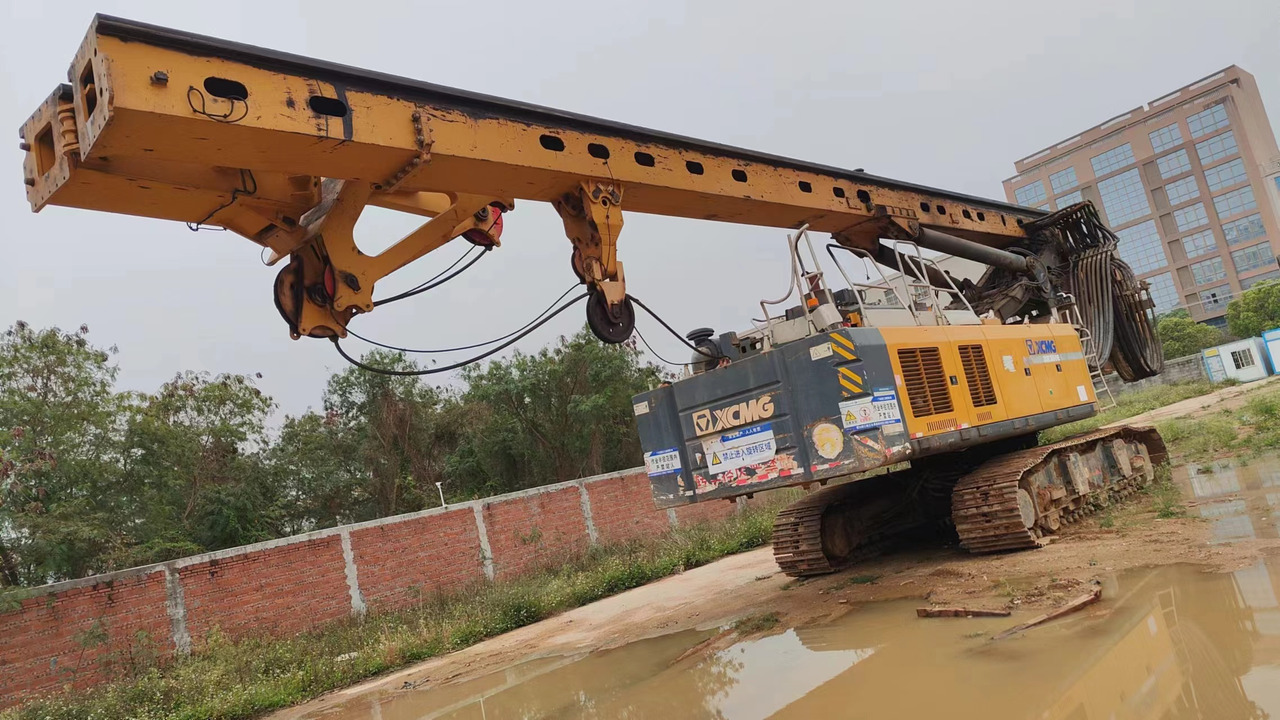 XCMG Manufacturer Used Rotary Drilling Machine XR280E Mobile Crawler Drilling Rig for sale - Perforadora: foto 3 XCMG Manufacturer Used Rotary Drilling Machine XR280E Mobile Crawler Drilling Rig for sale - Perforadora: foto 3