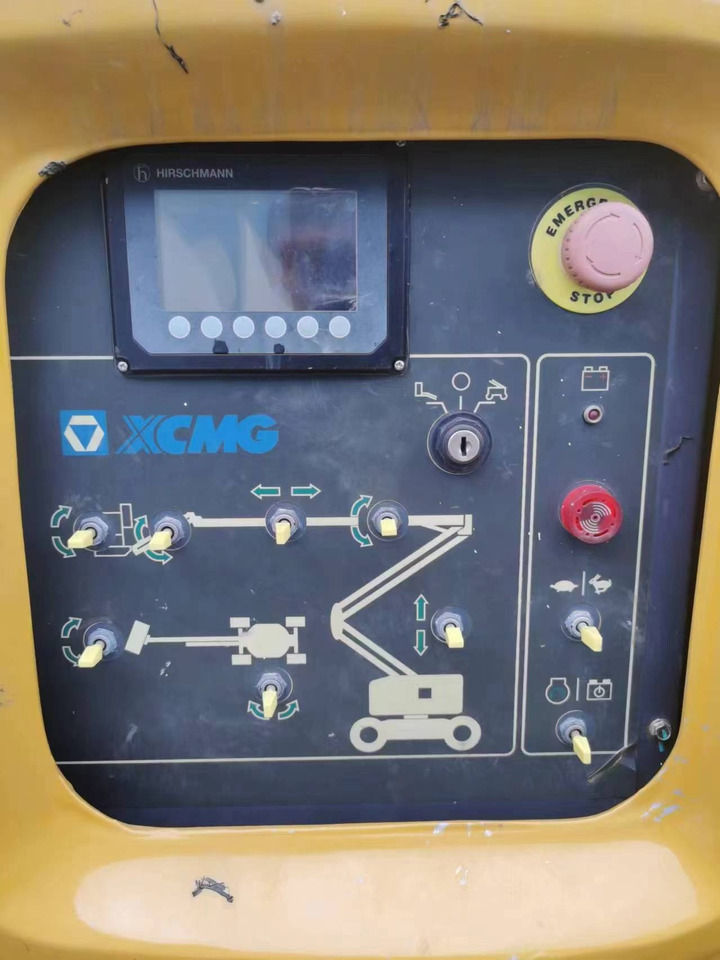 XCMG Official Second Hand Hydraulic Boom Lift XGA20 20m Aerial Work Platform Price List - Plataforma articulada: foto 5 XCMG Official Second Hand Hydraulic Boom Lift XGA20 20m Aerial Work Platform Price List - Plataforma articulada: foto 5