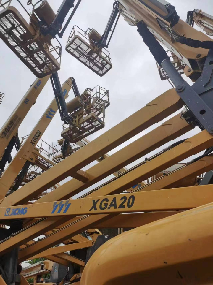 XCMG Official Second Hand Hydraulic Boom Lift XGA20 20m Aerial Work Platform Price List - Plataforma articulada: foto 3 XCMG Official Second Hand Hydraulic Boom Lift XGA20 20m Aerial Work Platform Price List - Plataforma articulada: foto 3