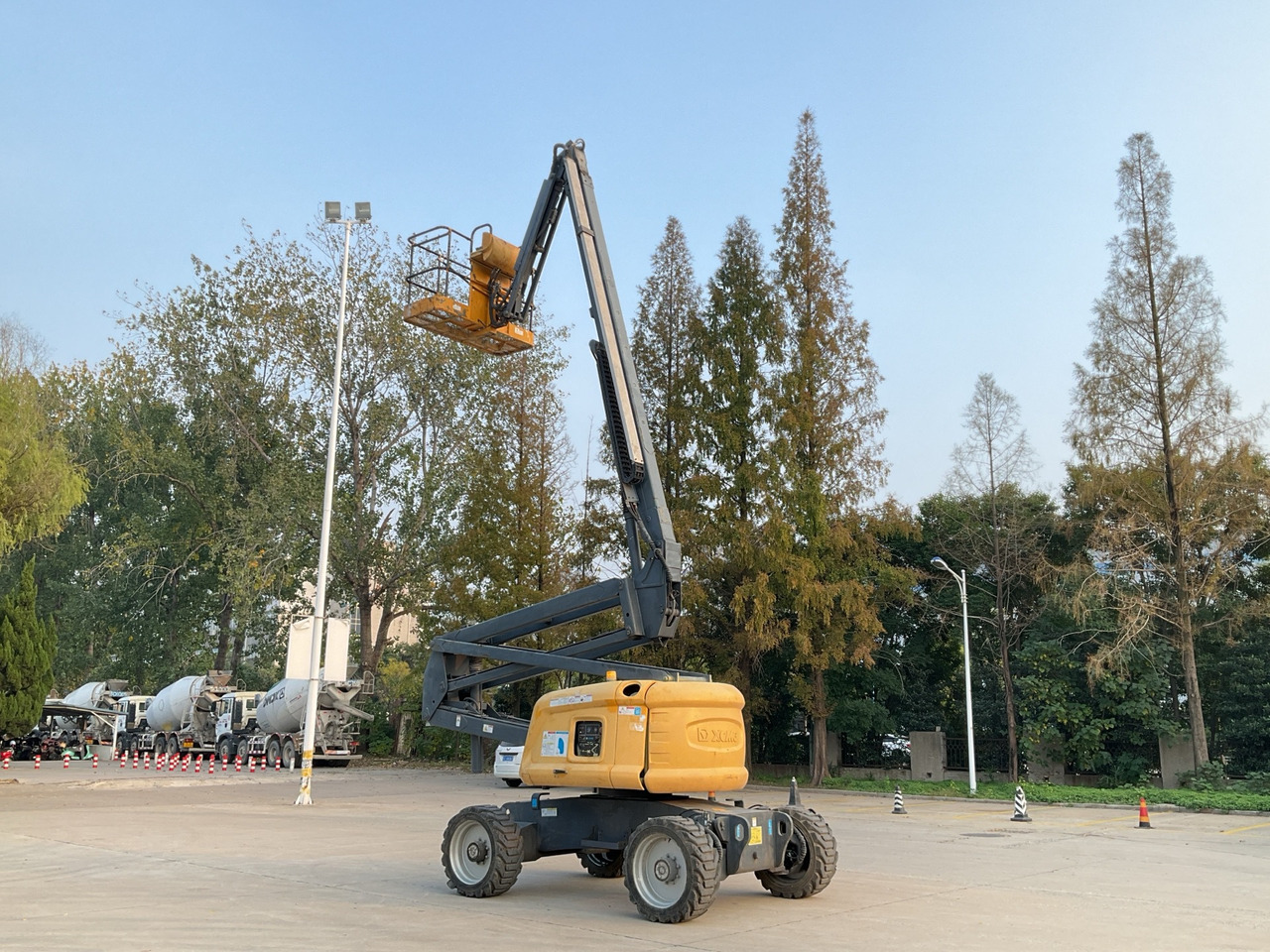 Plataforma articulada XCMG Official Second Hand Mobile Cherry Picker GTBZ18A1 18m Man Lift Boom Lift Price: foto 6