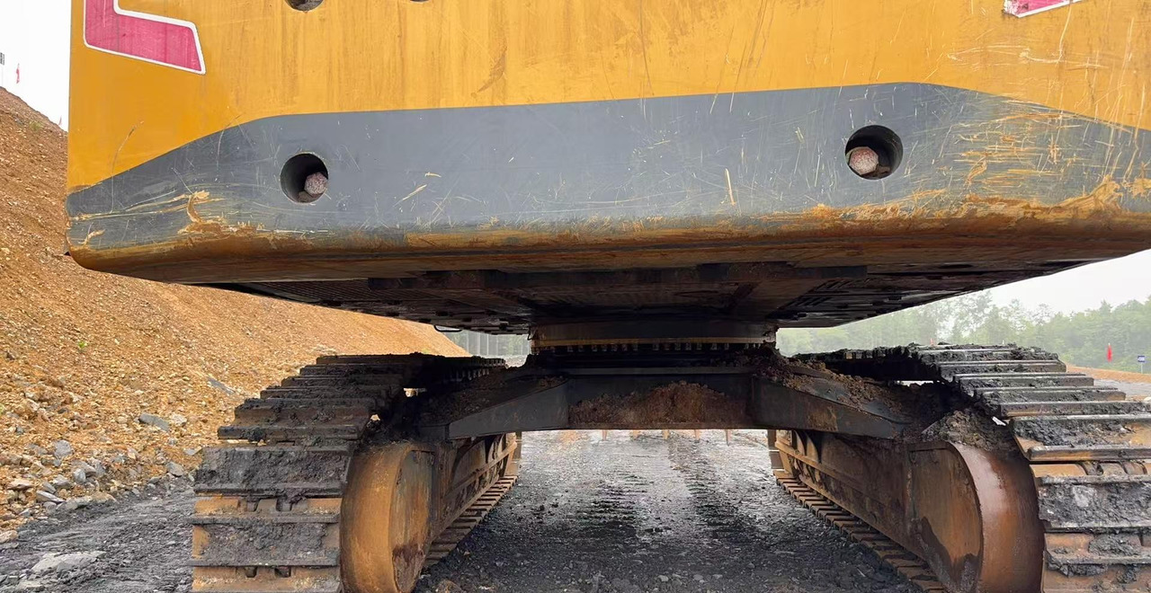 Excavadora de cadenas XCMG XE690DK heavy duty used excavator crawler price: foto 9