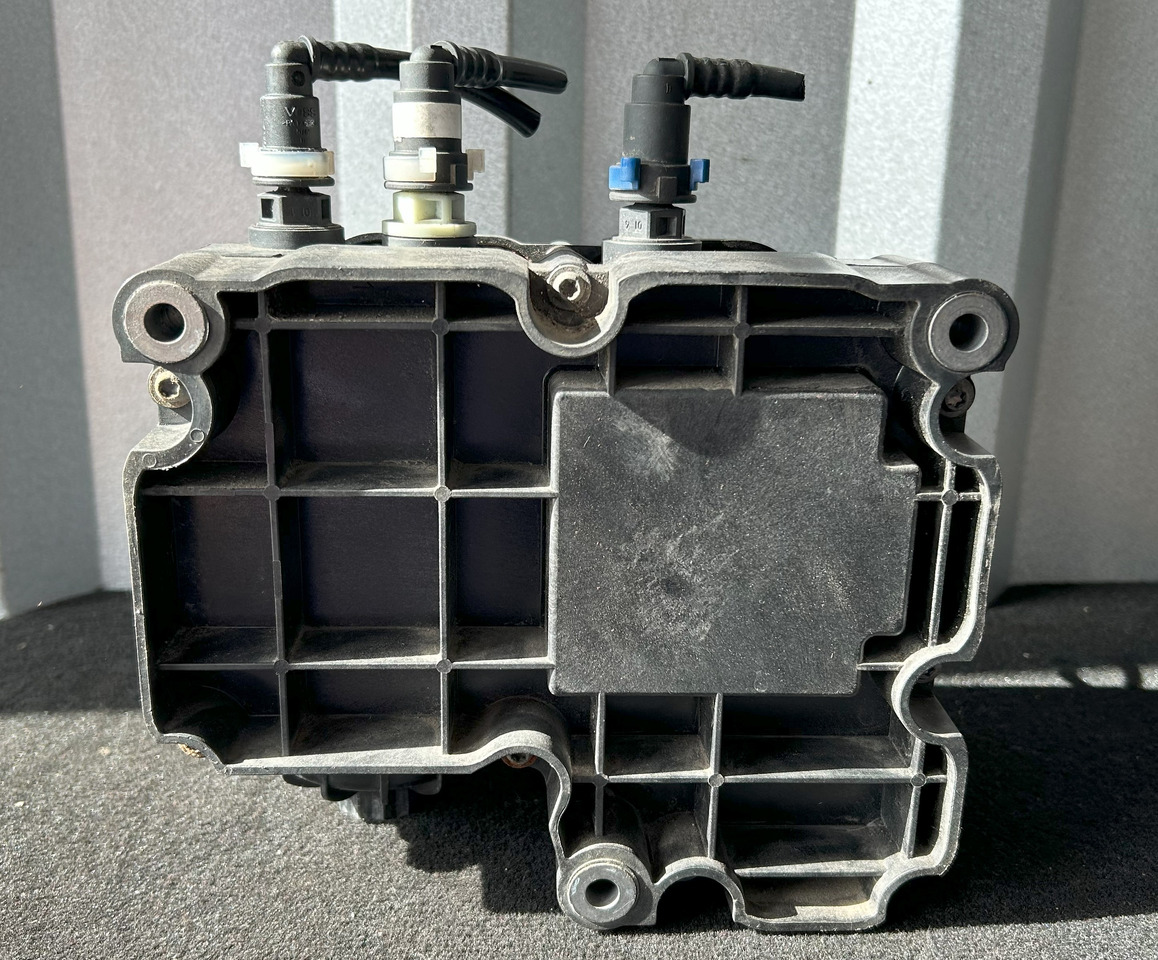DAF CF EURO 6 DENOXTRONIX 2.2 ADBLUE PUMP - Sistema de escape para Camión: foto 2 DAF CF EURO 6 DENOXTRONIX 2.2 ADBLUE PUMP - Sistema de escape para Camión: foto 2