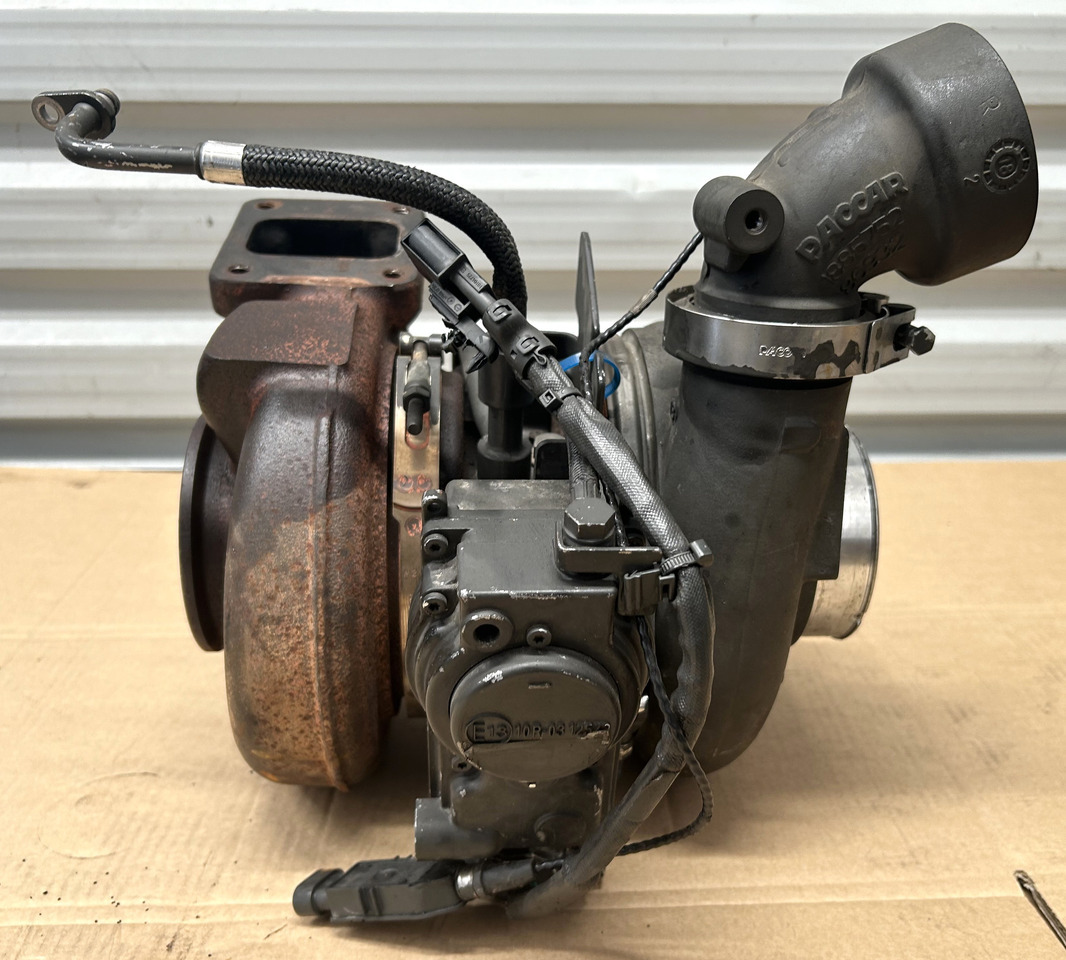 DAF TURBOCHARGER WITH VTG DAF XF 106 480 - Turbocompresor: foto 1 DAF TURBOCHARGER WITH VTG DAF XF 106 480 - Turbocompresor: foto 1