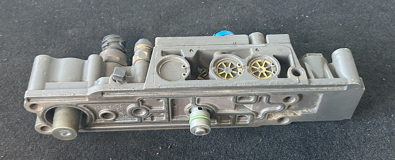 DAF XF 105 MECHATRONIC VALVE - Caja de cambios y piezas: foto 3 DAF XF 105 MECHATRONIC VALVE - Caja de cambios y piezas: foto 3